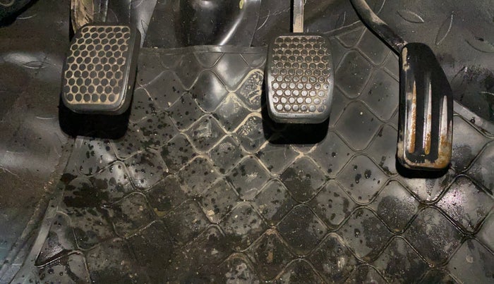 2014 Maruti Alto 800 LXI, Petrol, Manual, 32,036 km, Pedals