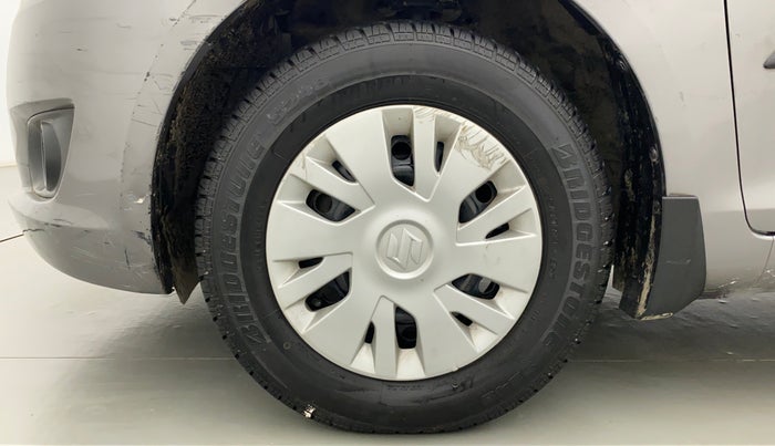 2012 Maruti Swift VXI, Petrol, Manual, 71,240 km, Left Front Wheel