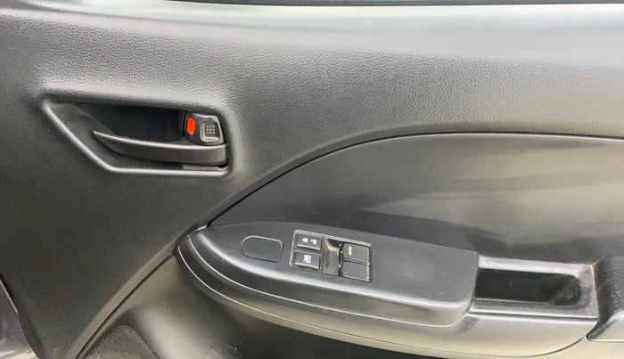 2017 Maruti Baleno SIGMA PETROL 1.2, Petrol, Manual, 27,261 km, Driver Side Door Panels Control