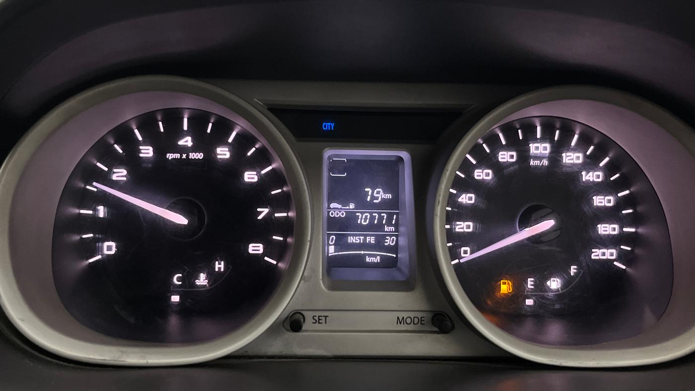 2016 Tata Tiago XZ PETROL, Petrol, Manual, 70,771 km, Odometer Image