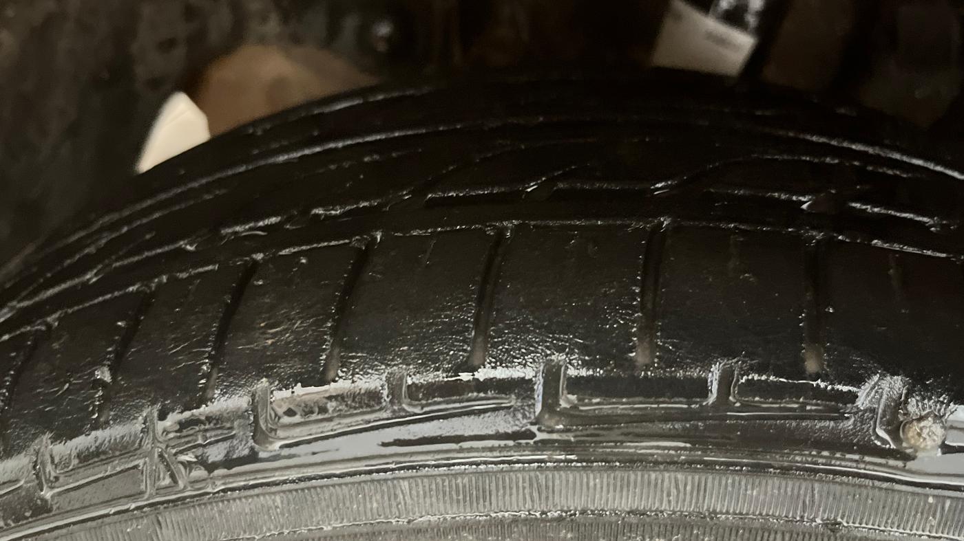 2016 Tata Tiago XZ PETROL, Petrol, Manual, 70,771 km, Left Front Tyre Tread