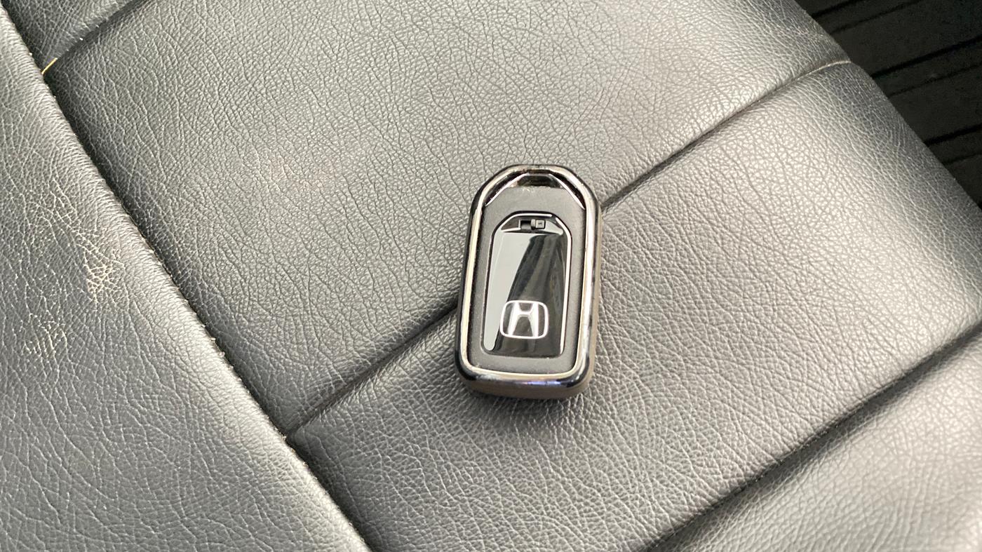 2023 Honda ELEVATE VX MT, Petrol, Manual, 60,073 km, Key Close Up
