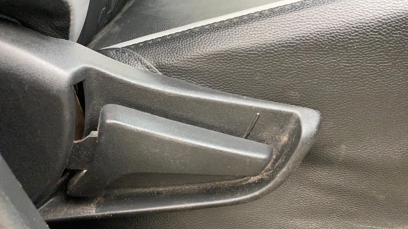 2022 Maruti Alto K10 VXI PLUS, Petrol, Manual, 92,697 km, Driver Side Adjustment Panel