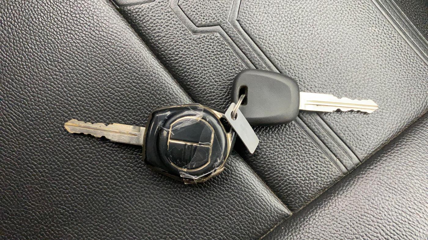 2022 Maruti Alto K10 VXI PLUS, Petrol, Manual, 92,697 km, Key Close Up