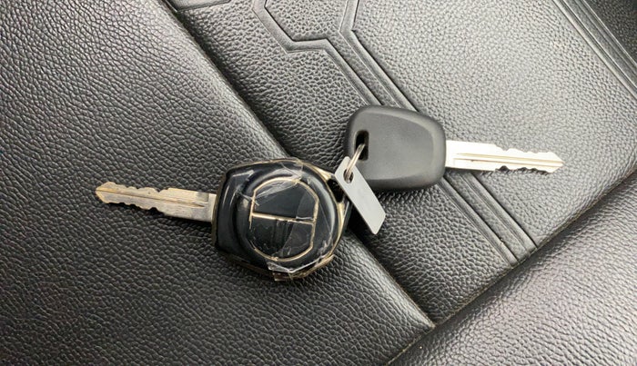 2022 Maruti Alto K10 VXI PLUS, Petrol, Manual, 92,697 km, Key Close Up