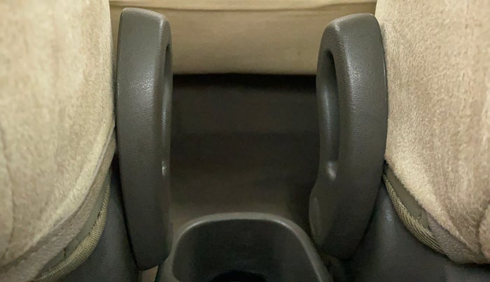 2010 Hyundai i10 MAGNA 1.2, Petrol, Manual, 44,459 km, Driver Side Adjustment Panel