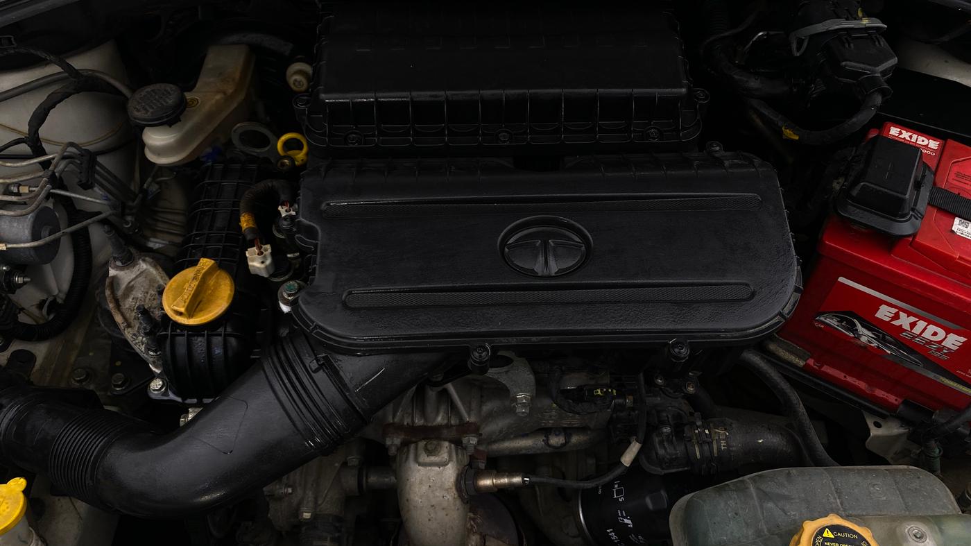 2020 Tata Tiago XZ PLUS PETROL, Petrol, Manual, 91,986 km, Engine View