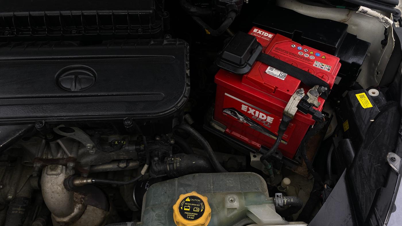 2020 Tata Tiago XZ PLUS PETROL, Petrol, Manual, 91,986 km, Engine View - Left