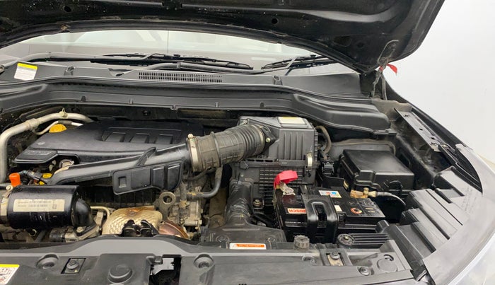 2019 Mahindra XUV300 W8 (O) 1.2 PETROL, Petrol, Manual, 36,315 km, Engine View - Left