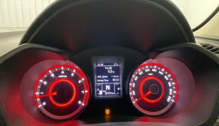 2019 Mahindra XUV300 W8 (O) 1.2 PETROL, Petrol, Manual, 36,315 km, Odometer Image