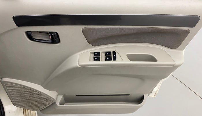 2018 Mahindra Scorpio S5, Diesel, Manual, 59,723 km, Driver Side Door Panels Control