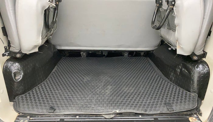 2018 Mahindra Scorpio S5, Diesel, Manual, 59,723 km, Boot Inside