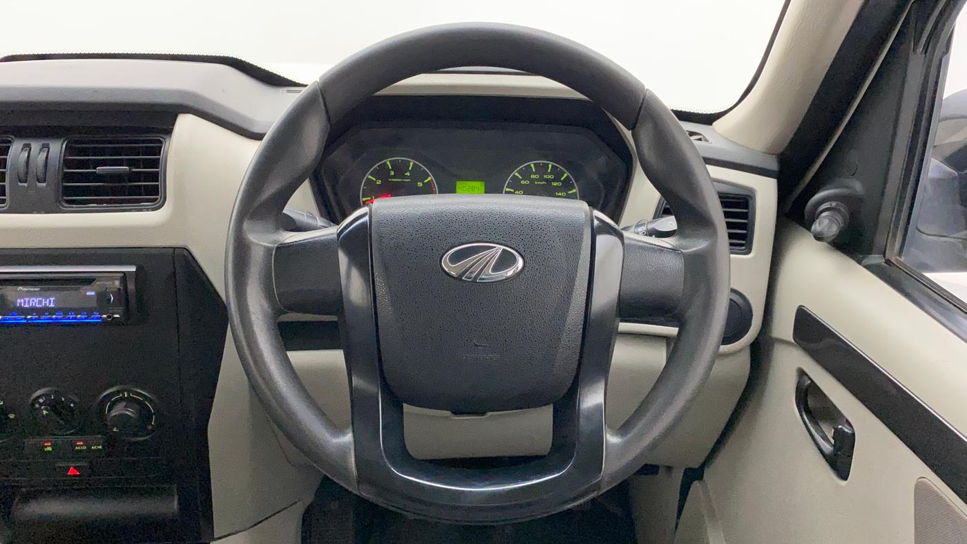 2018 Mahindra Scorpio S5, Diesel, Manual, 59,723 km, Steering Wheel Close Up