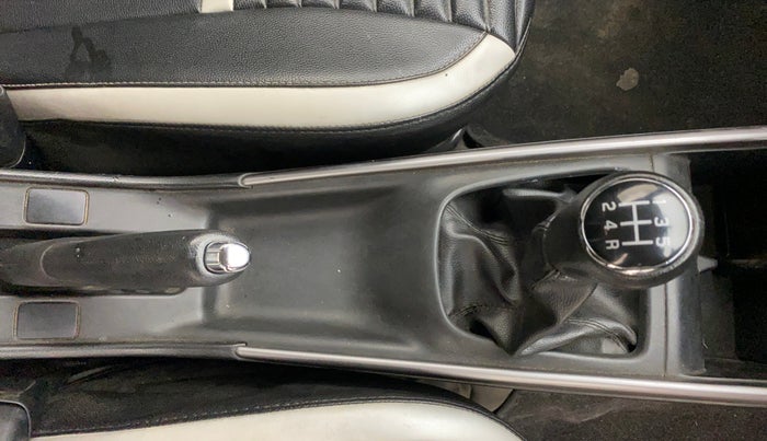 2020 Maruti Baleno DELTA PETROL 1.2, Petrol, Manual, 77,807 km, Gear Lever