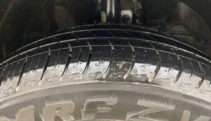 2020 Maruti Baleno DELTA PETROL 1.2, Petrol, Manual, 77,807 km, Right Front Tyre Tread