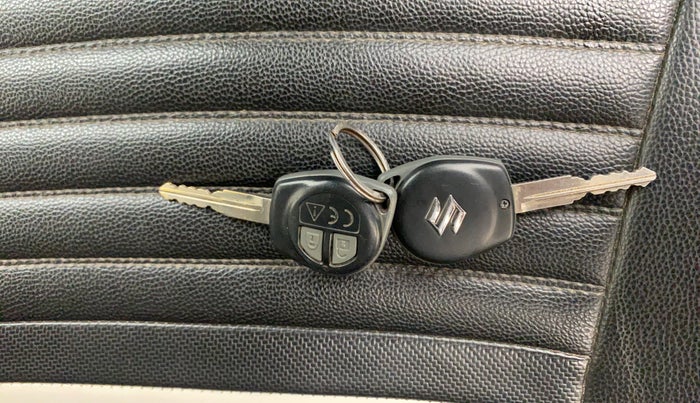 2020 Maruti Baleno DELTA PETROL 1.2, Petrol, Manual, 77,807 km, Key Close Up