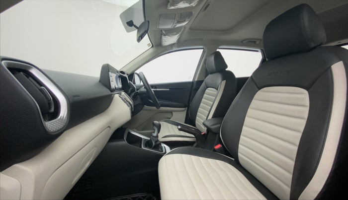 2021 KIA SONET HTX 1.0 IMT, Petrol, Manual, 11,519 km, Right Side Front Door Cabin