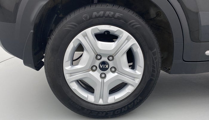 2021 KIA SONET HTX 1.0 IMT, Petrol, Manual, 11,519 km, Right Rear Wheel