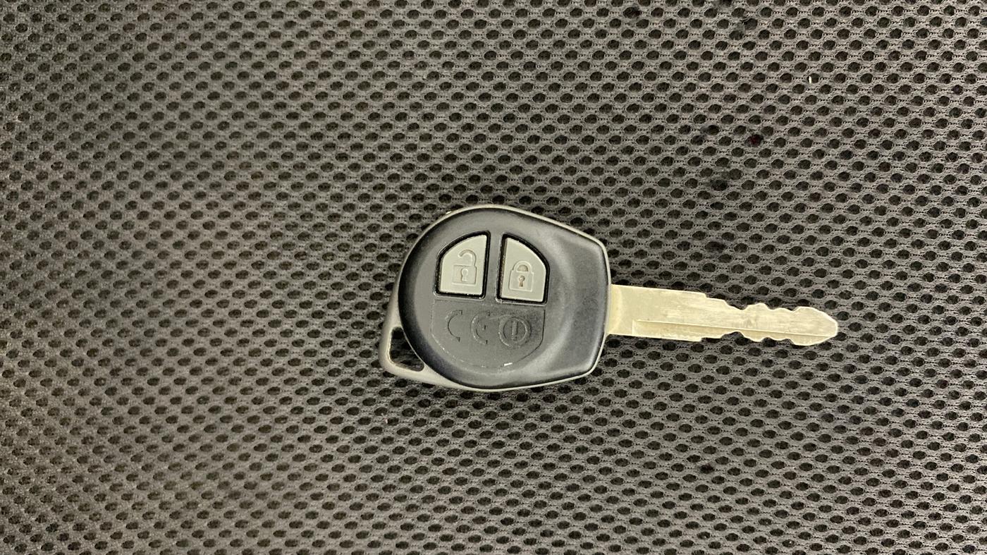 2016 Maruti Baleno DELTA PETROL 1.2, Petrol, Manual, 84,404 km, Key Close Up