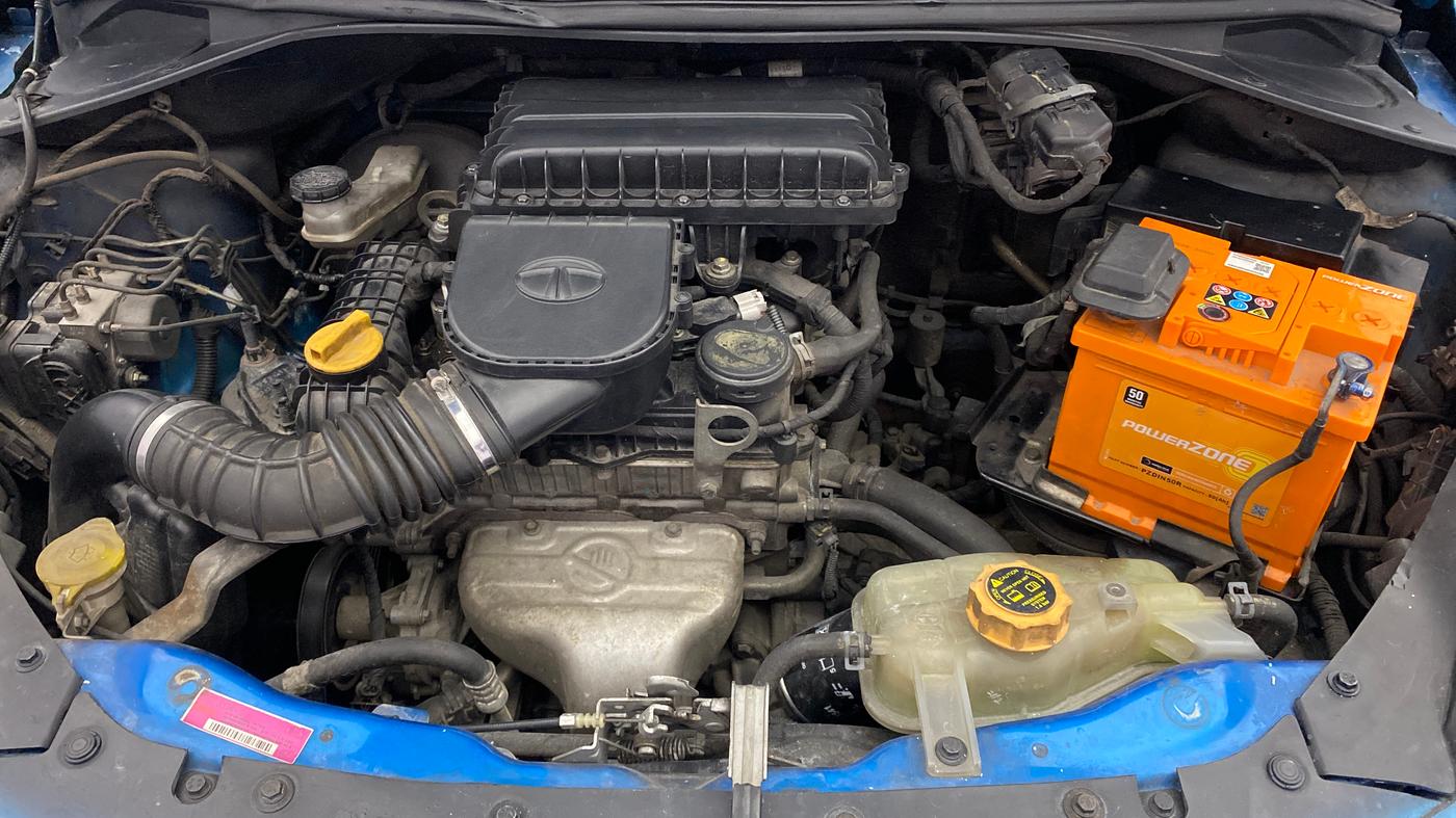 2019 Tata Tiago XZ PLUS PETROL, Petrol, Manual, 1,29,376 km, Engine View
