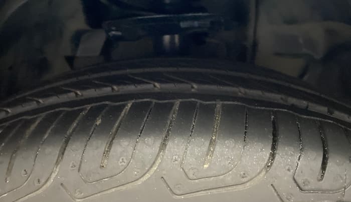 2019 Tata Tiago XZ PLUS PETROL, Petrol, Manual, 1,29,376 km, Right Front Tyre Tread
