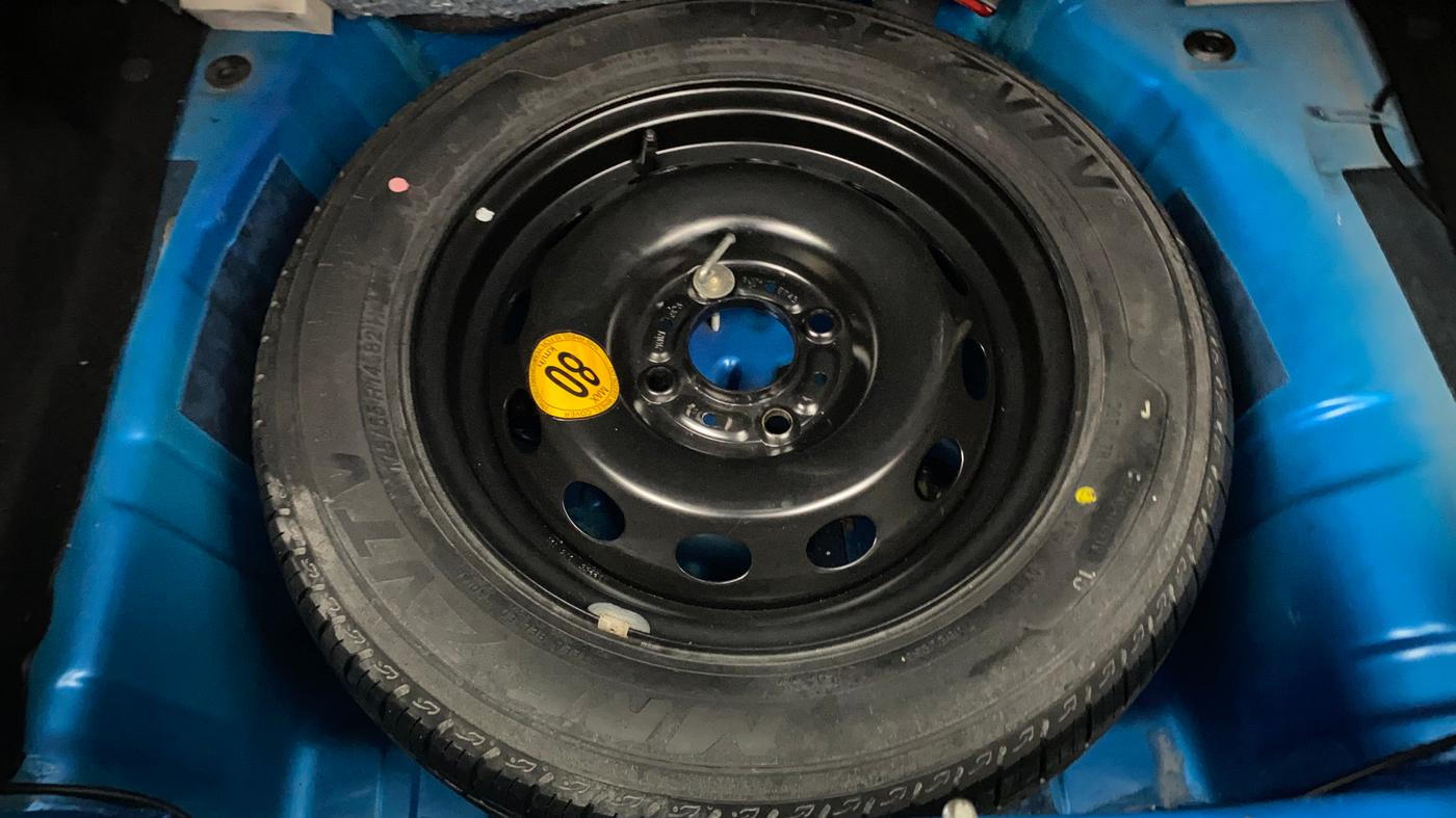 2019 Tata Tiago XZ PLUS PETROL, Petrol, Manual, 1,29,376 km, Spare Tyre