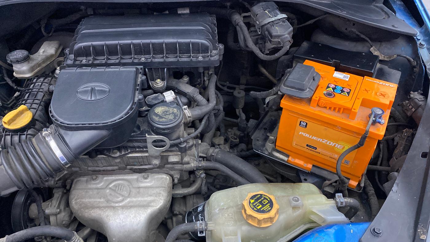 2019 Tata Tiago XZ PLUS PETROL, Petrol, Manual, 1,29,376 km, Engine View - Left