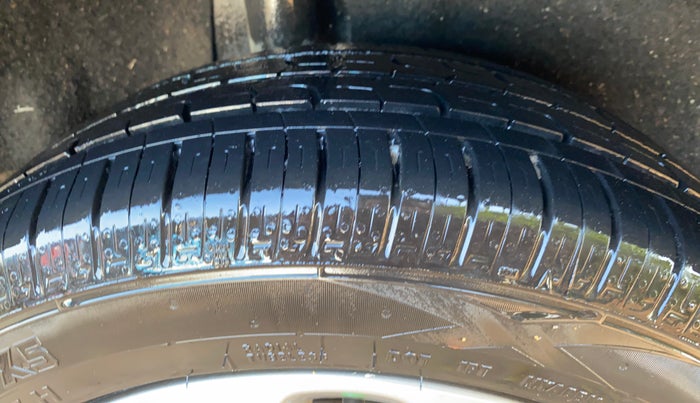 2018 Maruti Baleno ZETA CVT PETROL 1.2, Petrol, Automatic, 95,043 km, Right Rear Tyre Tread