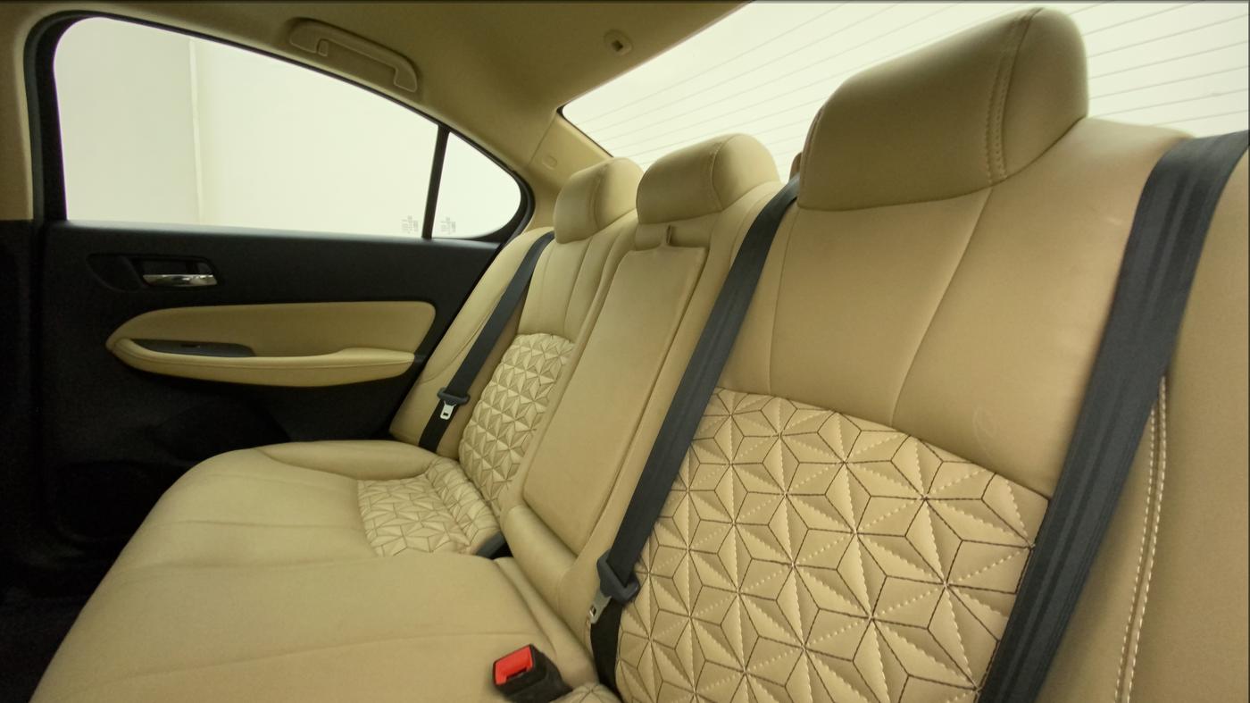 2021 Honda City 1.5L I-VTEC ZX, Petrol, Manual, 5,404 km, Right Side Rear Door Cabin