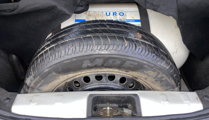 2019 Maruti S PRESSO VXI AMT, CNG, Automatic, 32,974 km, Spare Tyre