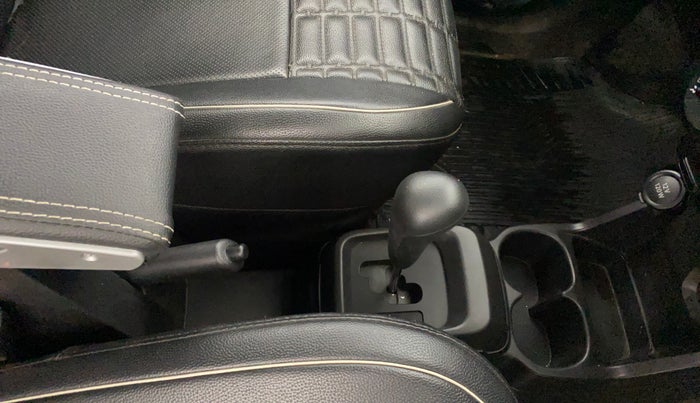 2019 Maruti S PRESSO VXI AMT, CNG, Automatic, 32,974 km, Gear Lever