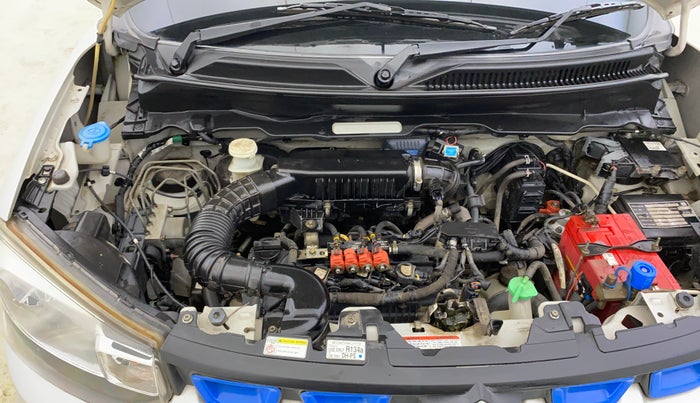 2019 Maruti S PRESSO VXI AMT, CNG, Automatic, 32,974 km, Engine View - Right