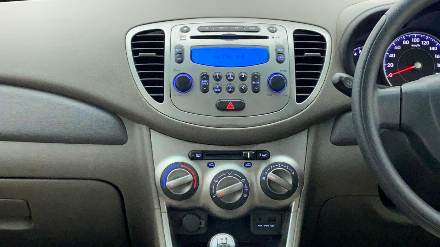 2011 Hyundai i10 SPORTZ 1.2, Petrol, Manual, 71,342 km, Air Conditioner
