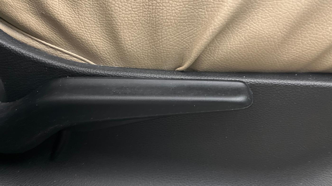 2021 Honda City 1.5L I-VTEC VX, Petrol, Manual, 58,901 km, Driver Side Adjustment Panel