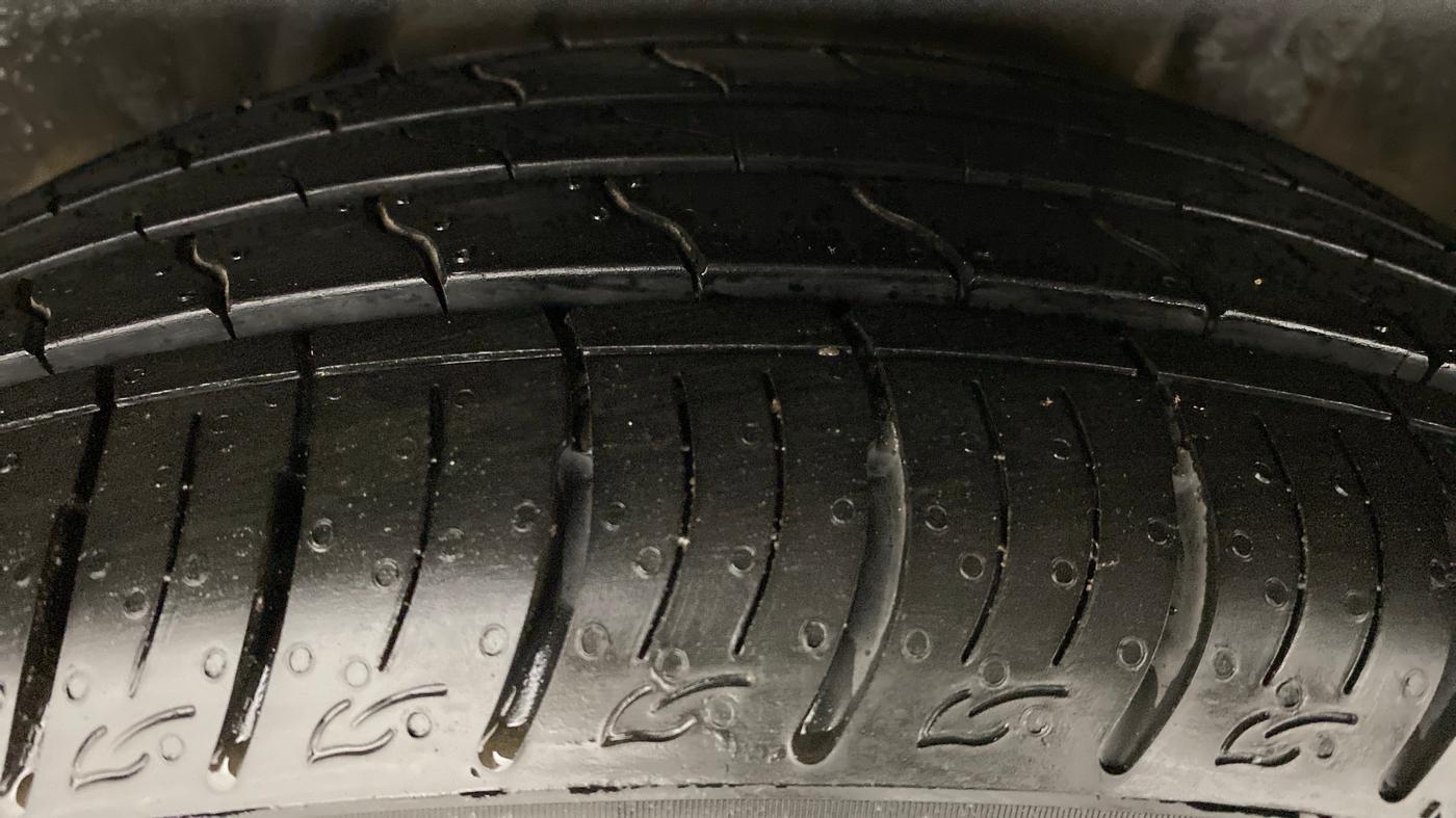 2018 Honda WR-V 1.2 i-VTEC VX MT, Petrol, Manual, 93,940 km, Left Rear Tyre Tread