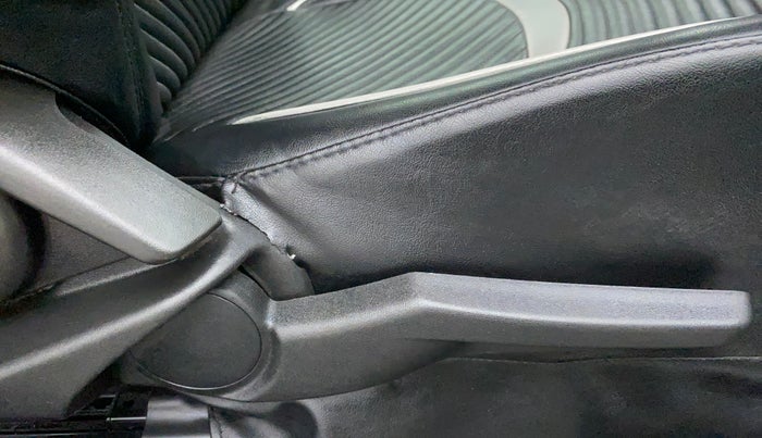 2016 Maruti Baleno ZETA CVT PETROL 1.2, Petrol, Automatic, 37,397 km, Driver Side Adjustment Panel