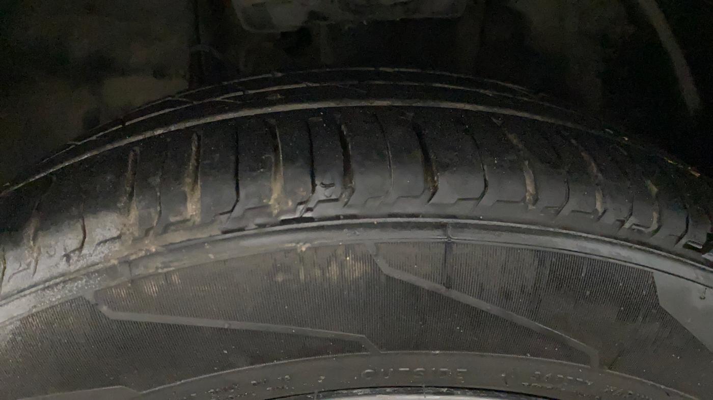 2020 Tata TIGOR XZ PLUS PETROL, Petrol, Manual, 40,893 km, Left Front Tyre Tread