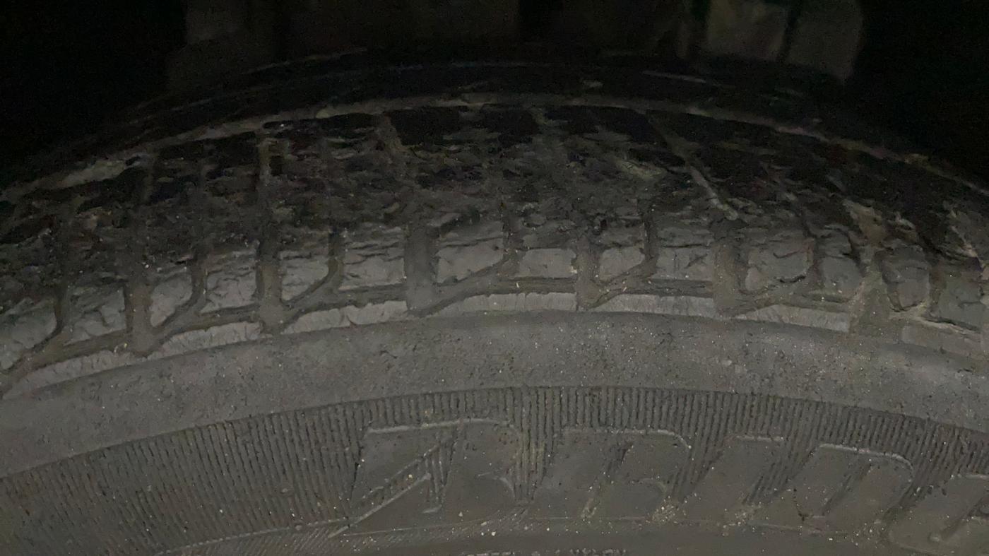 2020 Tata TIGOR XZ PLUS PETROL, Petrol, Manual, 40,893 km, Right Front Tyre Tread