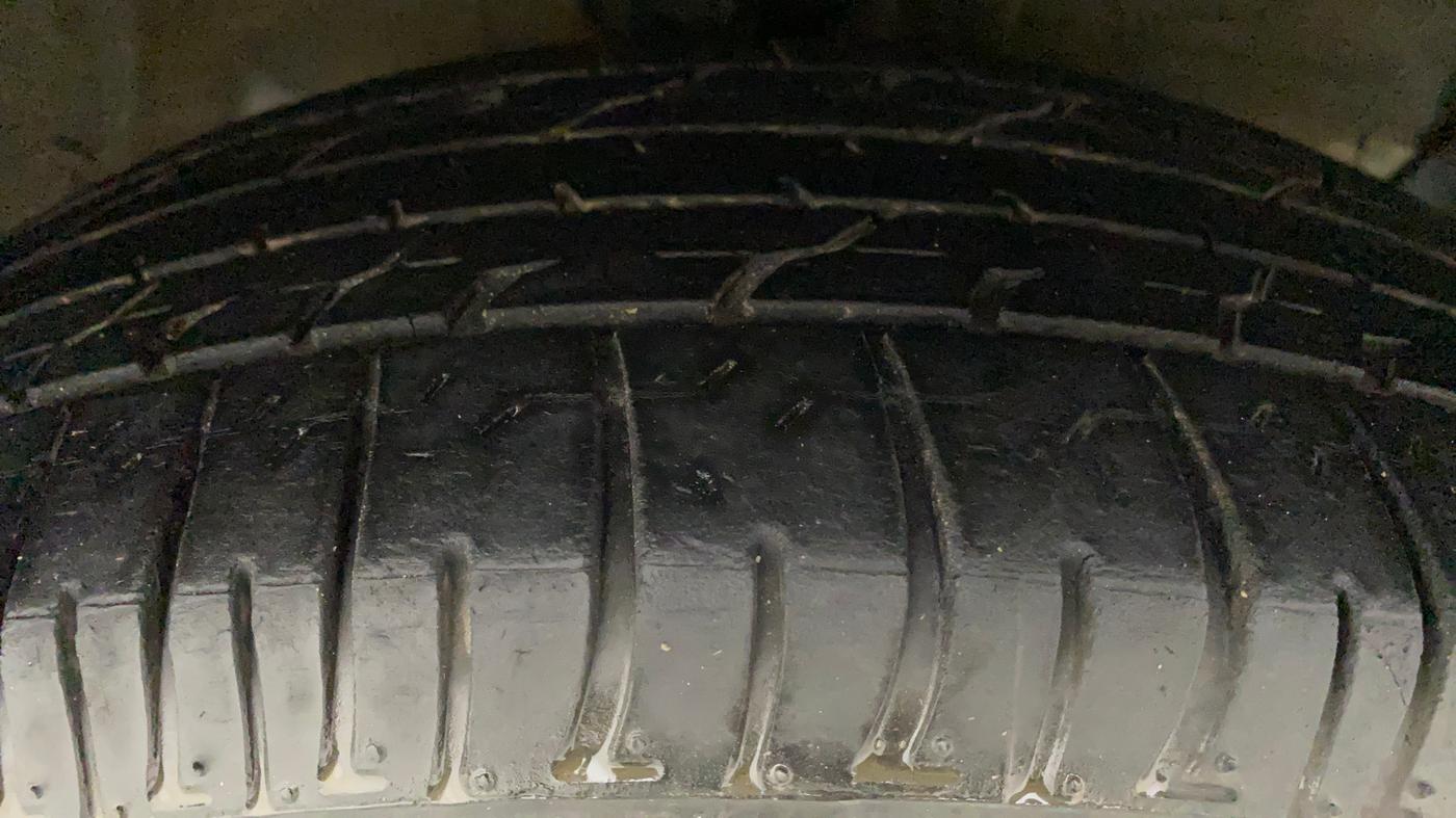 2019 Hyundai Creta SX 1.6 PETROL, Petrol, Manual, 71,080 km, Right Front Tyre Tread