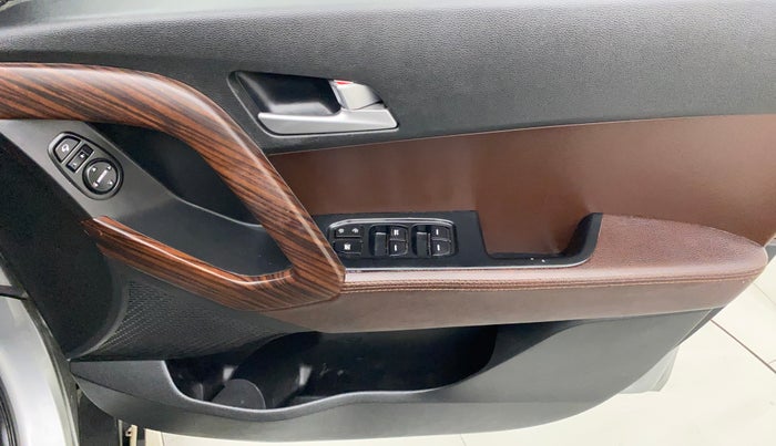 2019 Hyundai Creta SX 1.6 PETROL, Petrol, Manual, 71,080 km, Driver Side Door Panels Control
