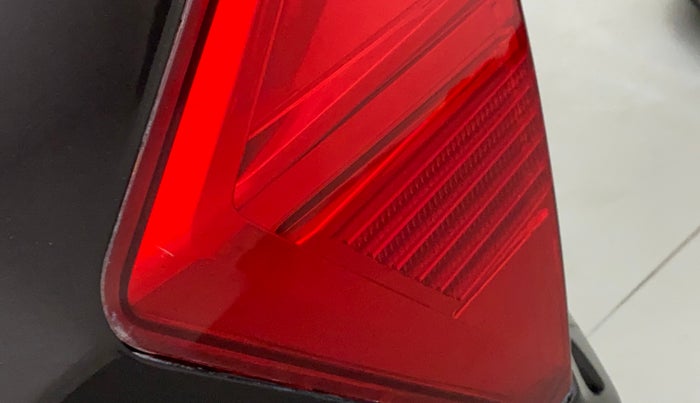 2013 Honda City 1.5L I-VTEC E MT, CNG, Manual, 99,999 km, Left tail light - Minor damage