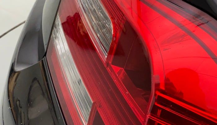 2013 Honda City 1.5L I-VTEC E MT, CNG, Manual, 99,999 km, Right tail light - Minor scratches