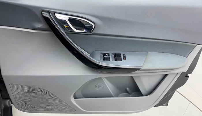 2020 Tata TIGOR XZ PLUS PETROL, Petrol, Manual, 29,501 km, Driver Side Door Panels Control