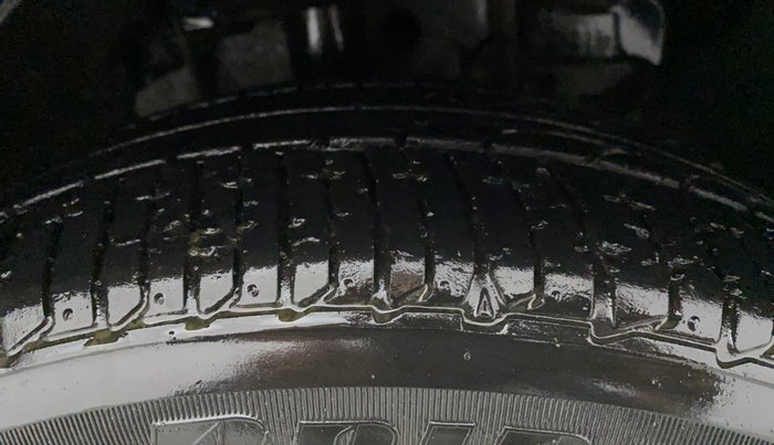 2020 Tata TIGOR XZ PLUS PETROL, Petrol, Manual, 29,501 km, Right Front Tyre Tread