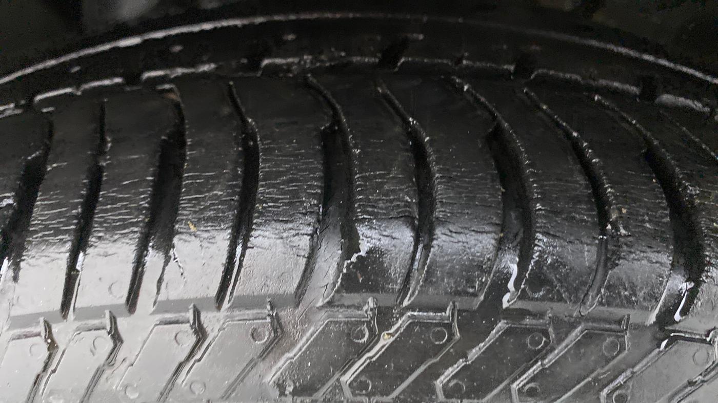 2019 Ford Ecosport TREND + 1.5 TI VCT AT, Petrol, Automatic, 40,652 km, Left Front Tyre Tread