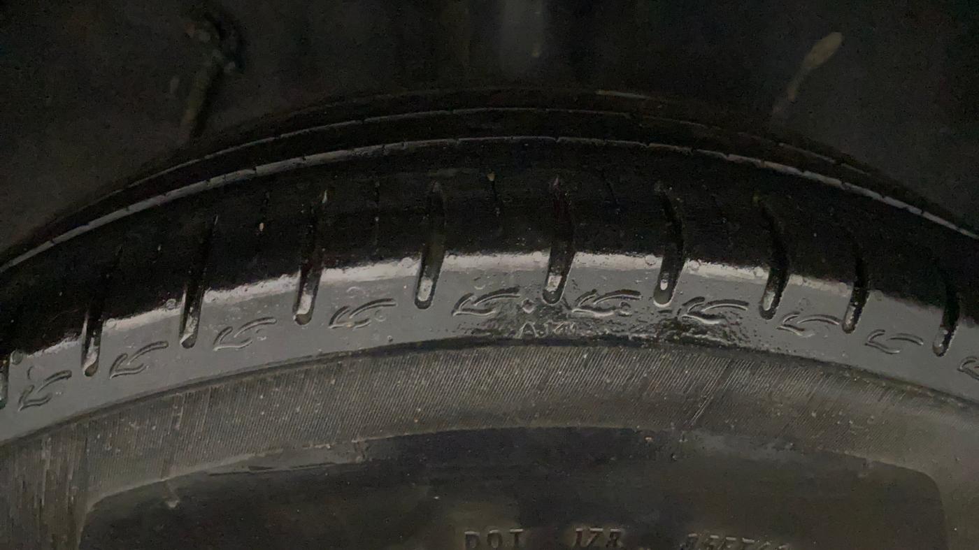 2023 Tata ALTROZ XZ PLUS PETROL, Petrol, Manual, 27,059 km, Left Rear Tyre Tread