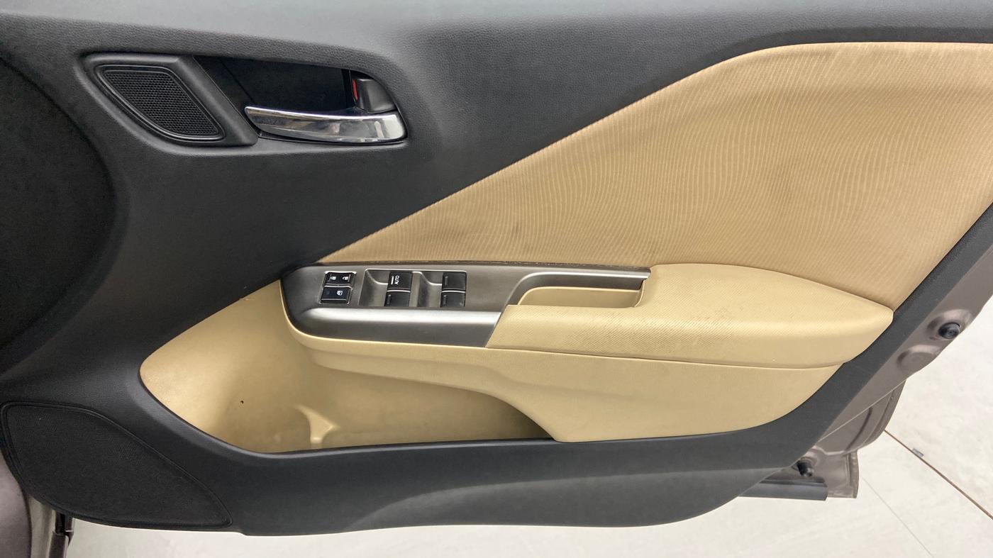 2015 Honda City 1.5L I-VTEC V MT, Petrol, Manual, 54,388 km, Driver Side Door Panels Control