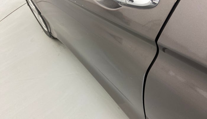 2015 Honda City 1.5L I-VTEC V MT, Petrol, Manual, 54,388 km, Front passenger door - Slightly dented