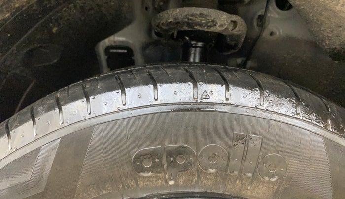 2023 KIA CARENS PRESTIGE 1.5 PETROL 7 STR, Petrol, Manual, 2,787 km, Left Front Tyre Tread