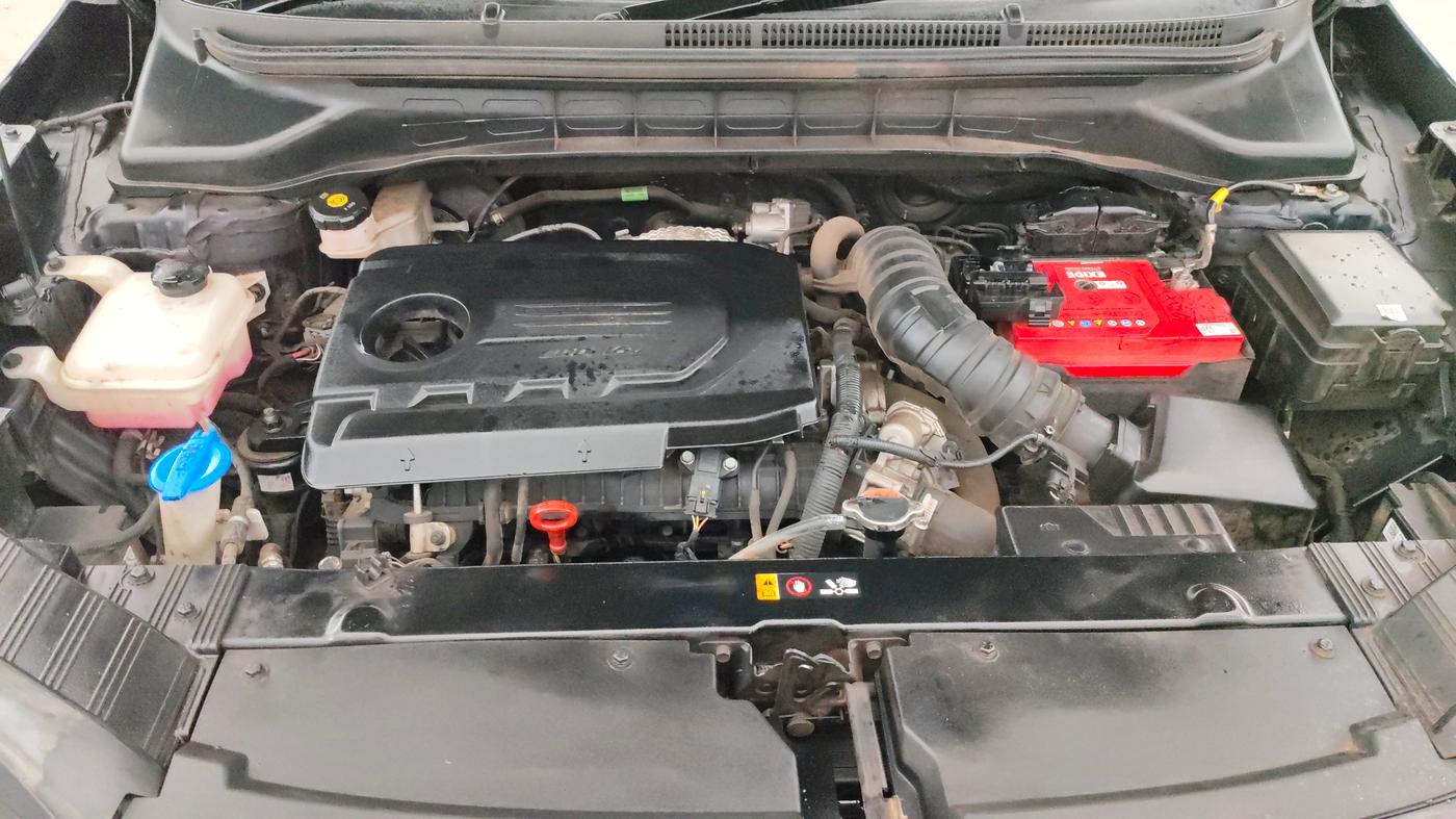 2022 KIA CARENS LUXURY PLUS 1.5 DIESEL AT 7 STR, Diesel, Automatic, 27,753 km, Engine View